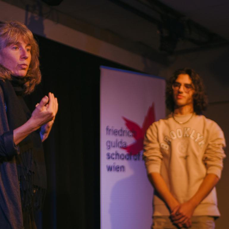 Student mit Alexis Cole